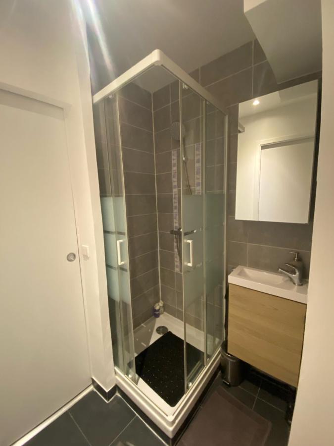 Cozy Flat With Garden Between Paris & Disney Neuilly sur Marne Bagian luar foto
